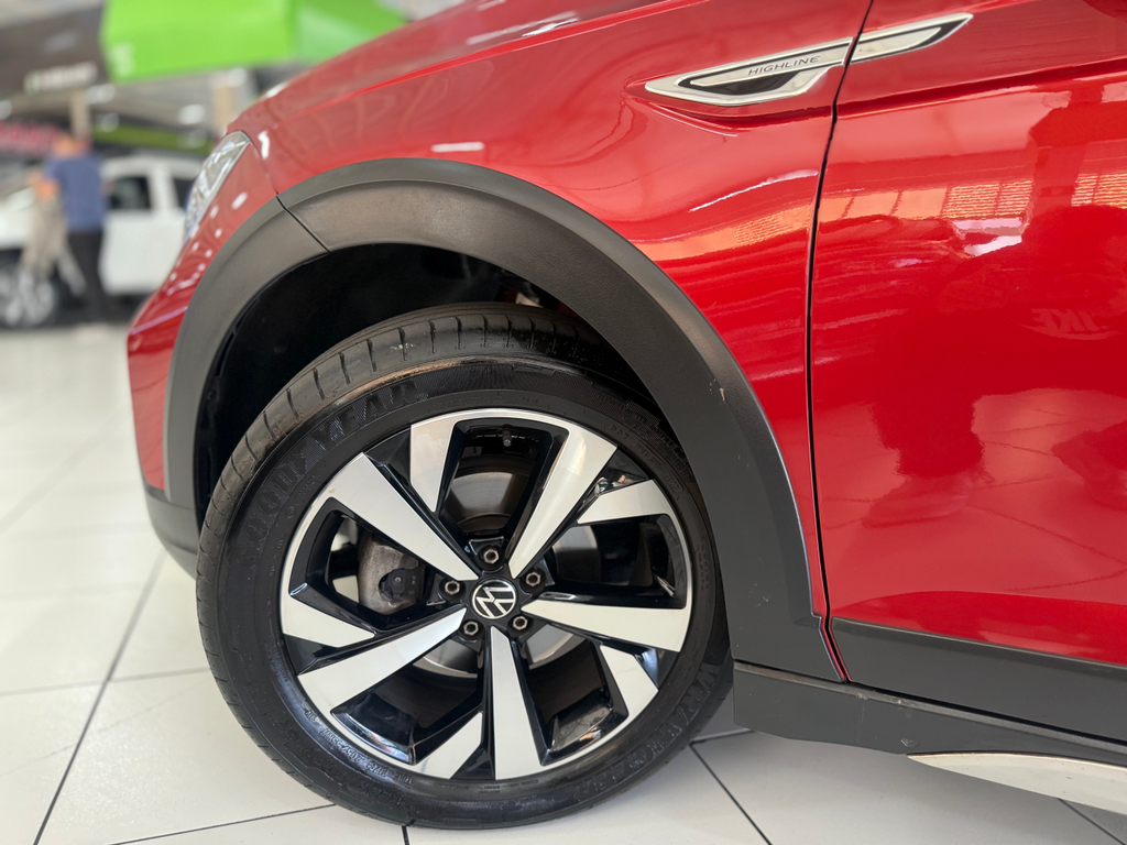 Volkswagen Nivus Vermelho