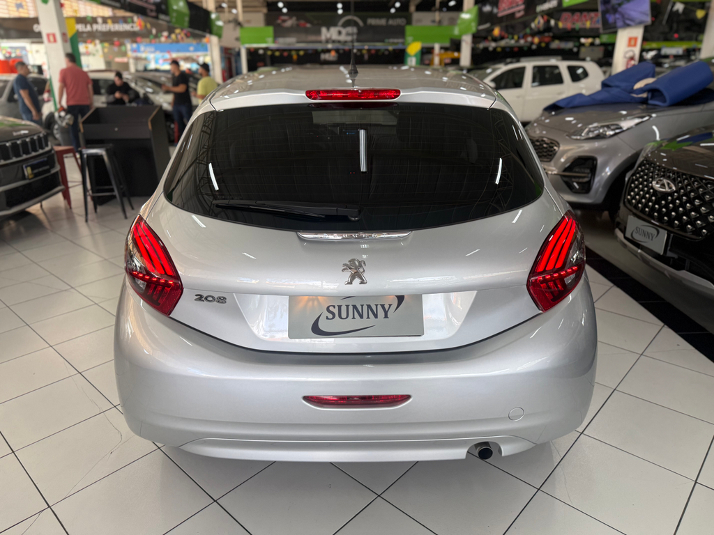 Peugeot 208 Prata