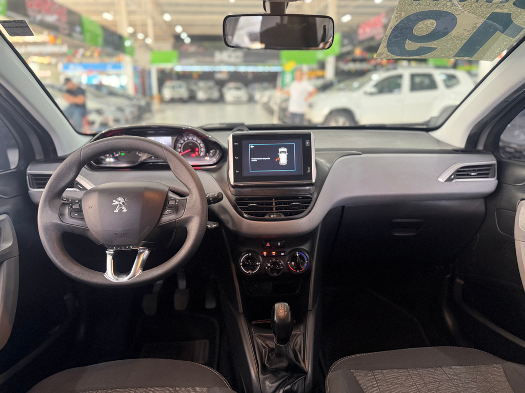 Peugeot 208 Prata