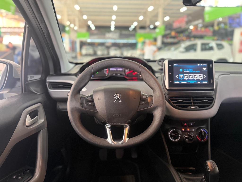 Peugeot 208 Prata