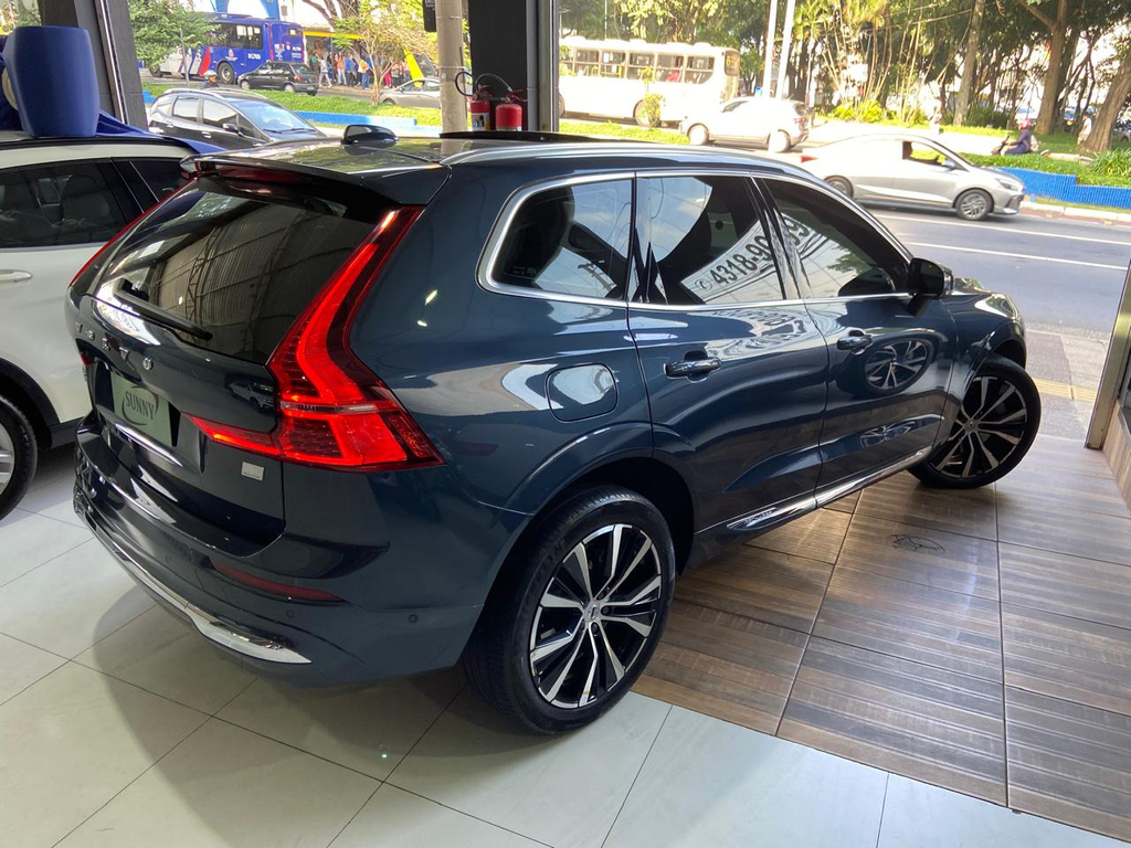 Volvo XC60 Azul
