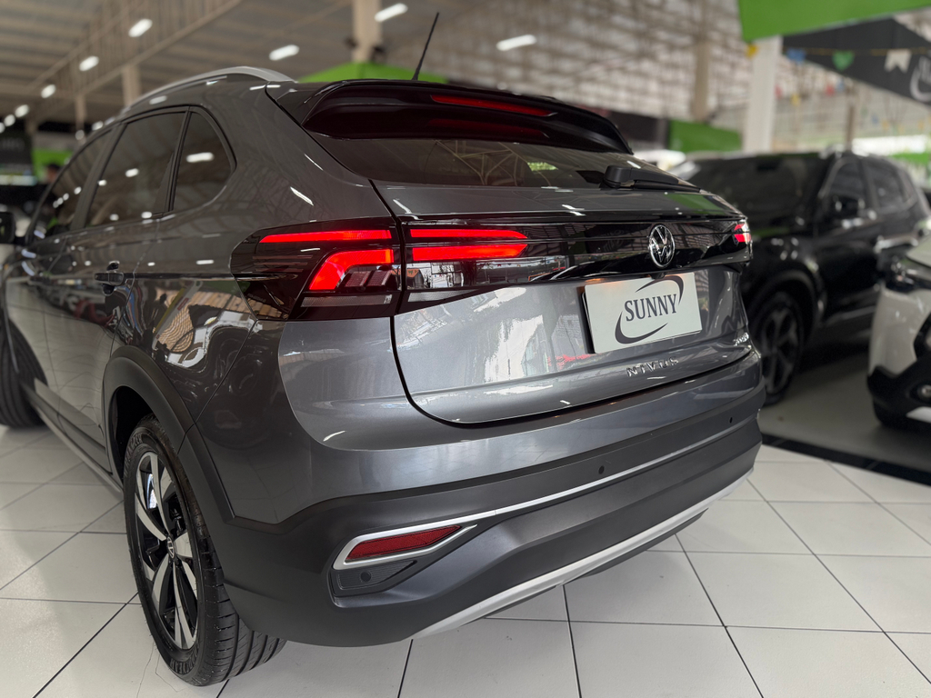 Volkswagen Nivus Cinza