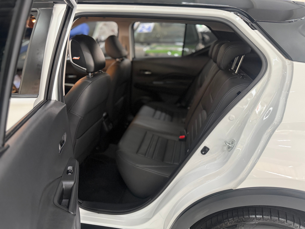Nissan Kicks Branco