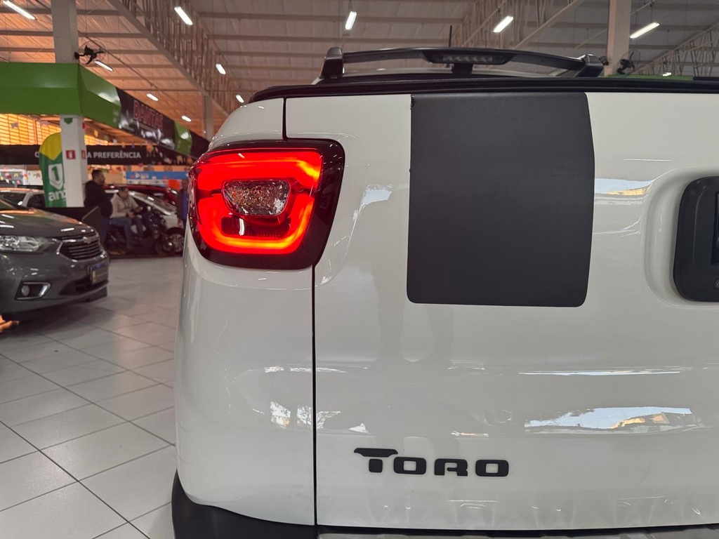 Fiat Toro Branco