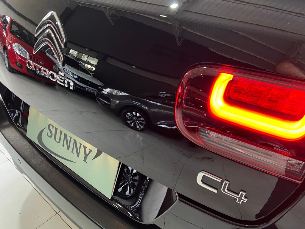 Citroen C4 Cactus Preto