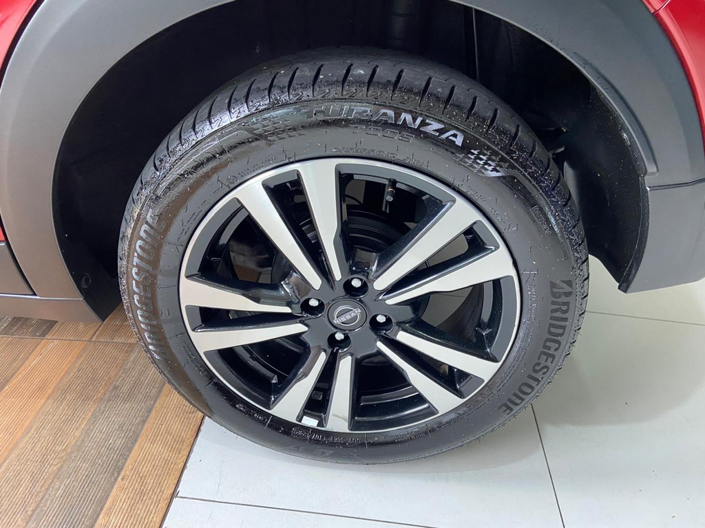 Nissan Kicks Vermelho