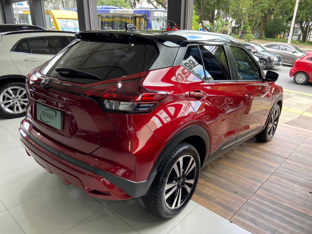 Nissan Kicks Vermelho