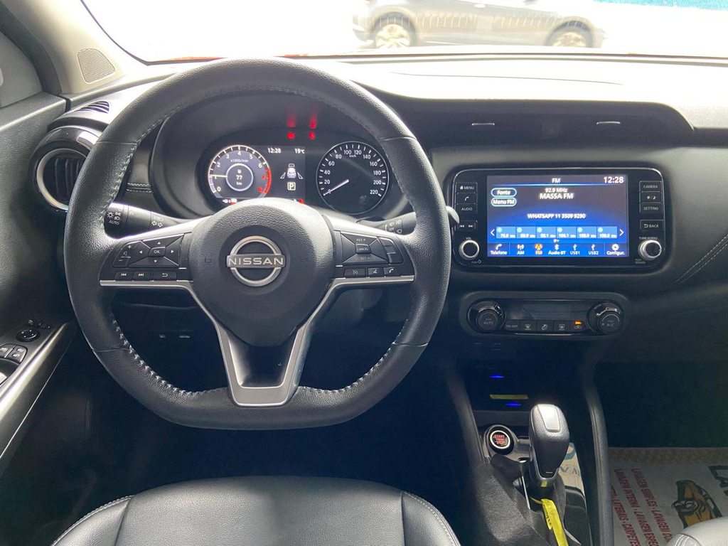 Nissan Kicks Vermelho