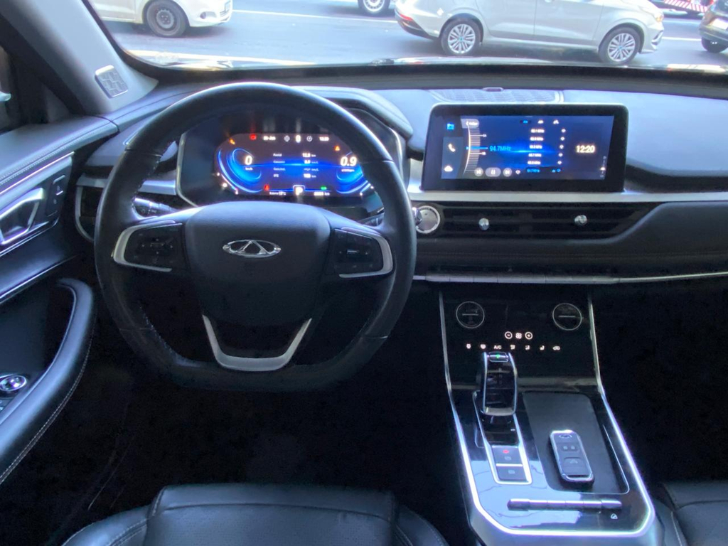 Chery Tiggo 8 Preto