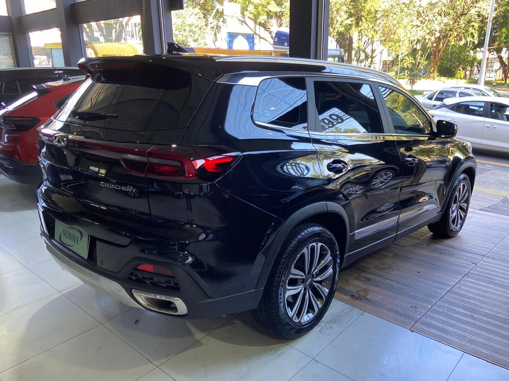 Chery Tiggo 8 Preto