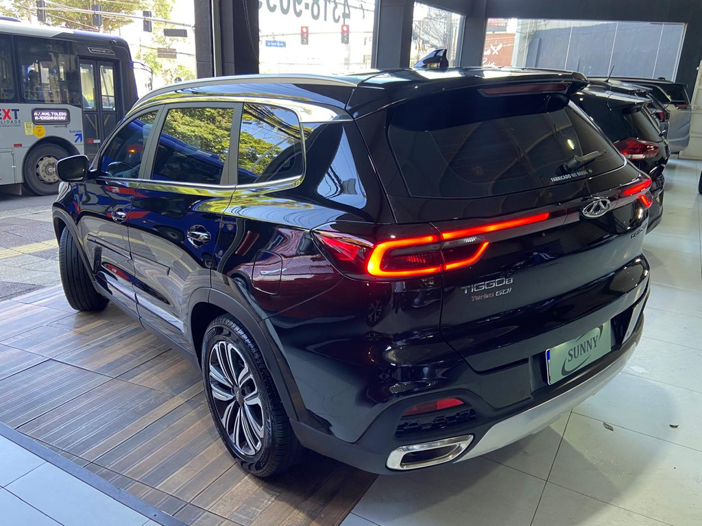 Chery Tiggo 8 Preto