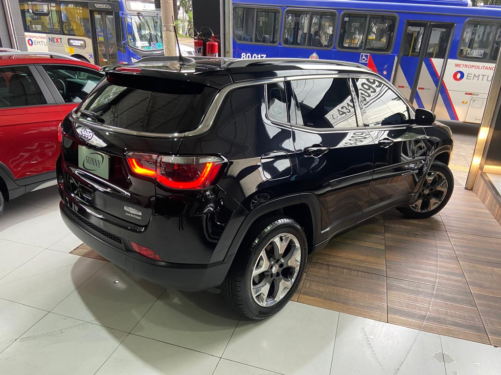 Jeep Compass Preto