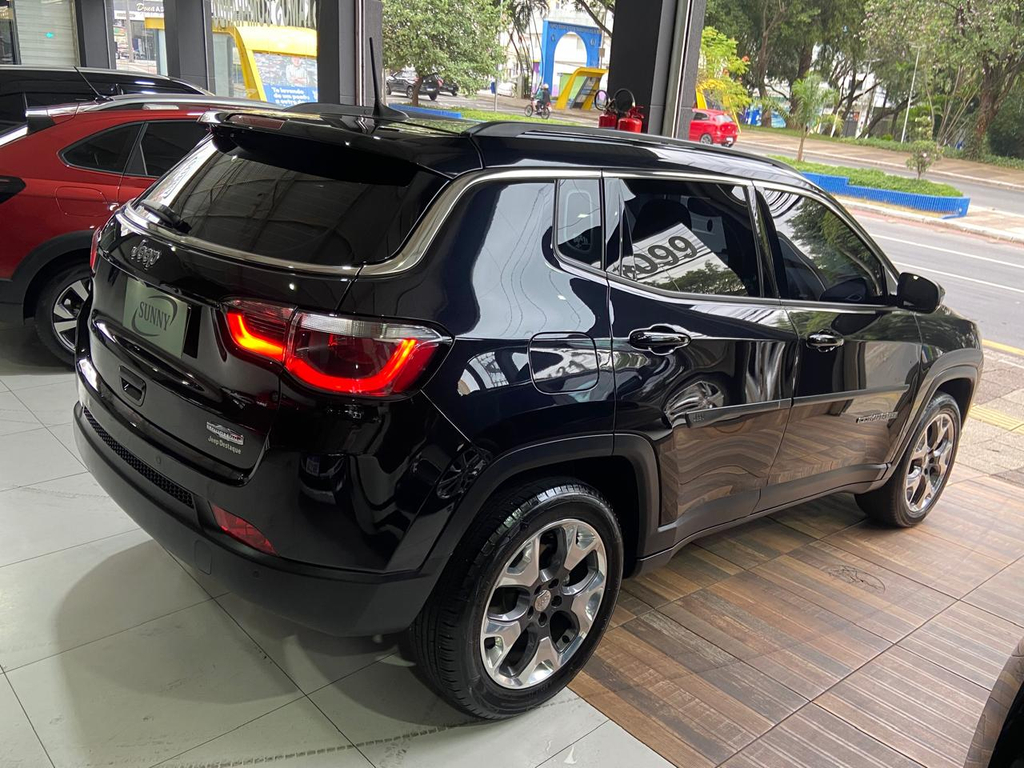 Jeep Compass Preto