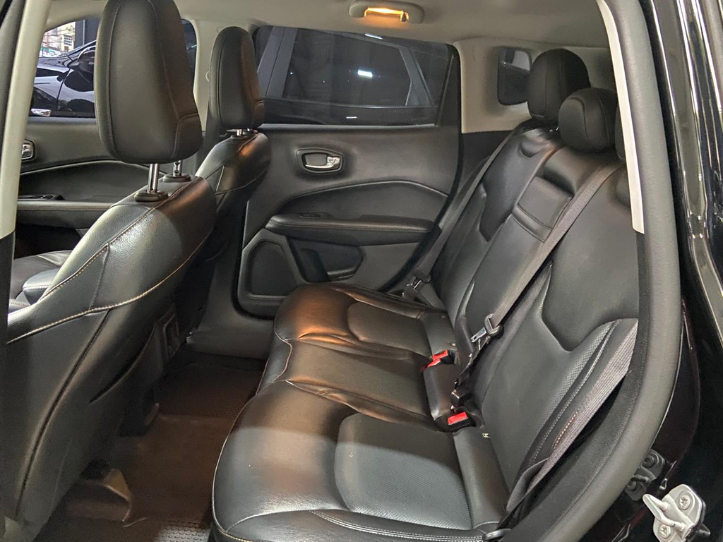 Jeep Compass Preto