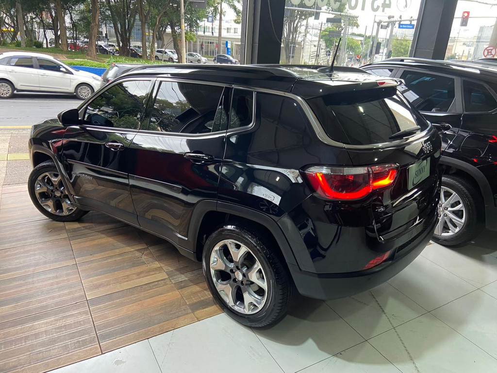 Jeep Compass Preto