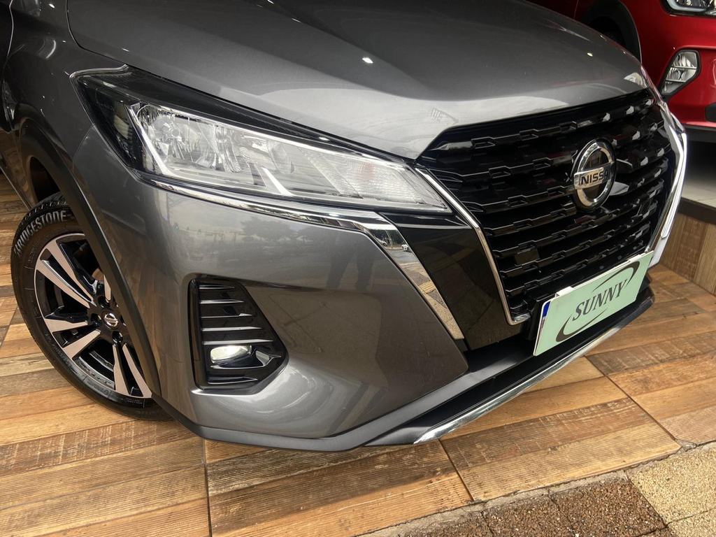 Nissan Kicks Cinza