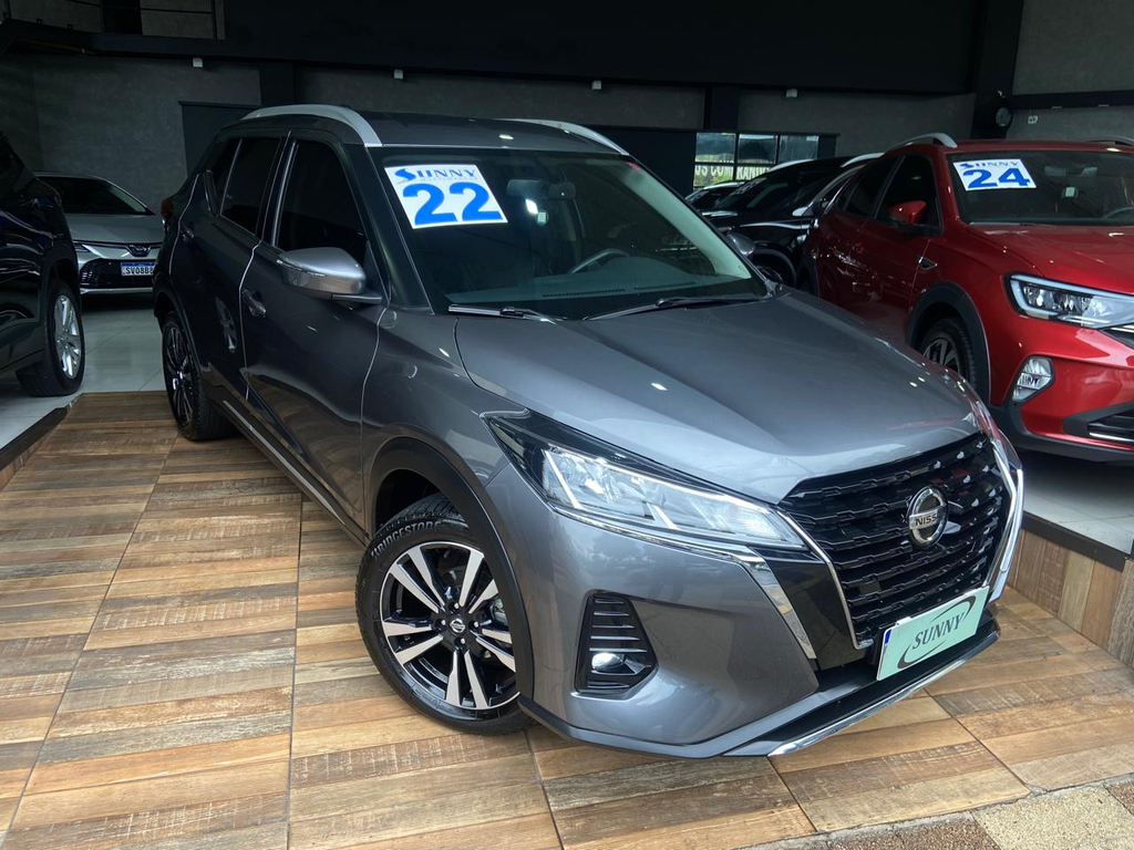 Nissan Kicks Cinza