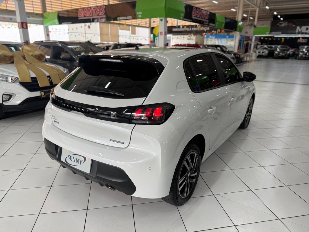 Peugeot 208 Branco