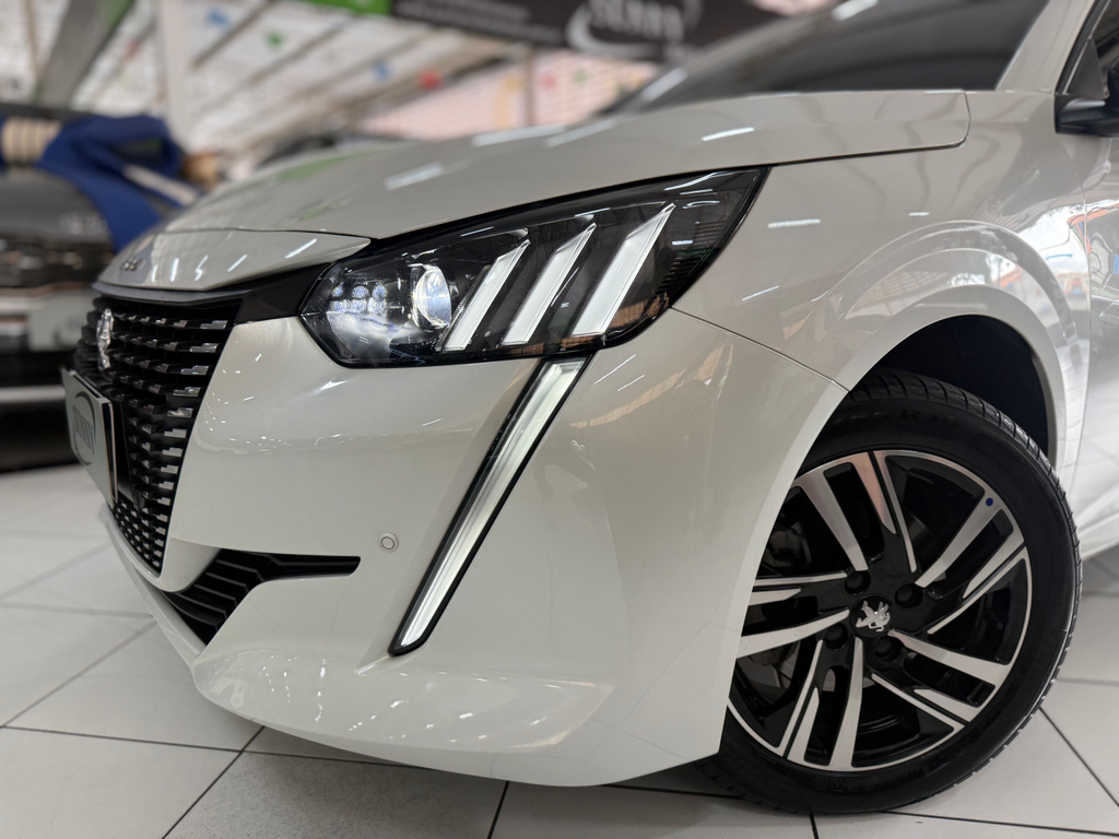 Peugeot 208 Branco