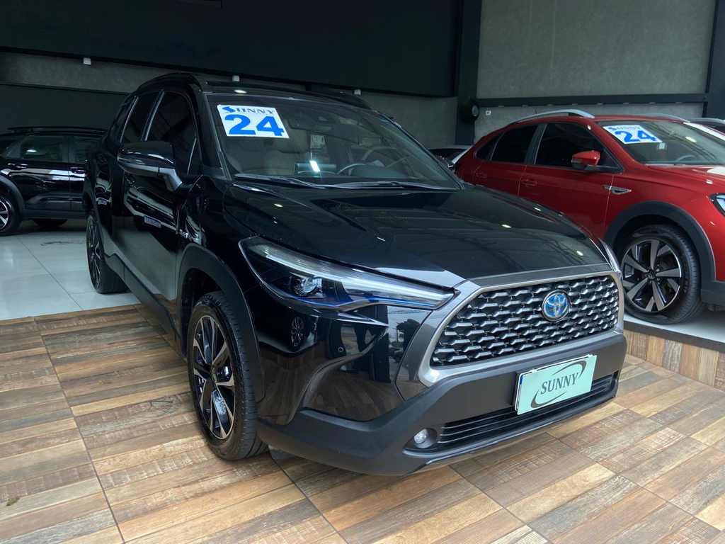 Toyota Corolla Cross Preto