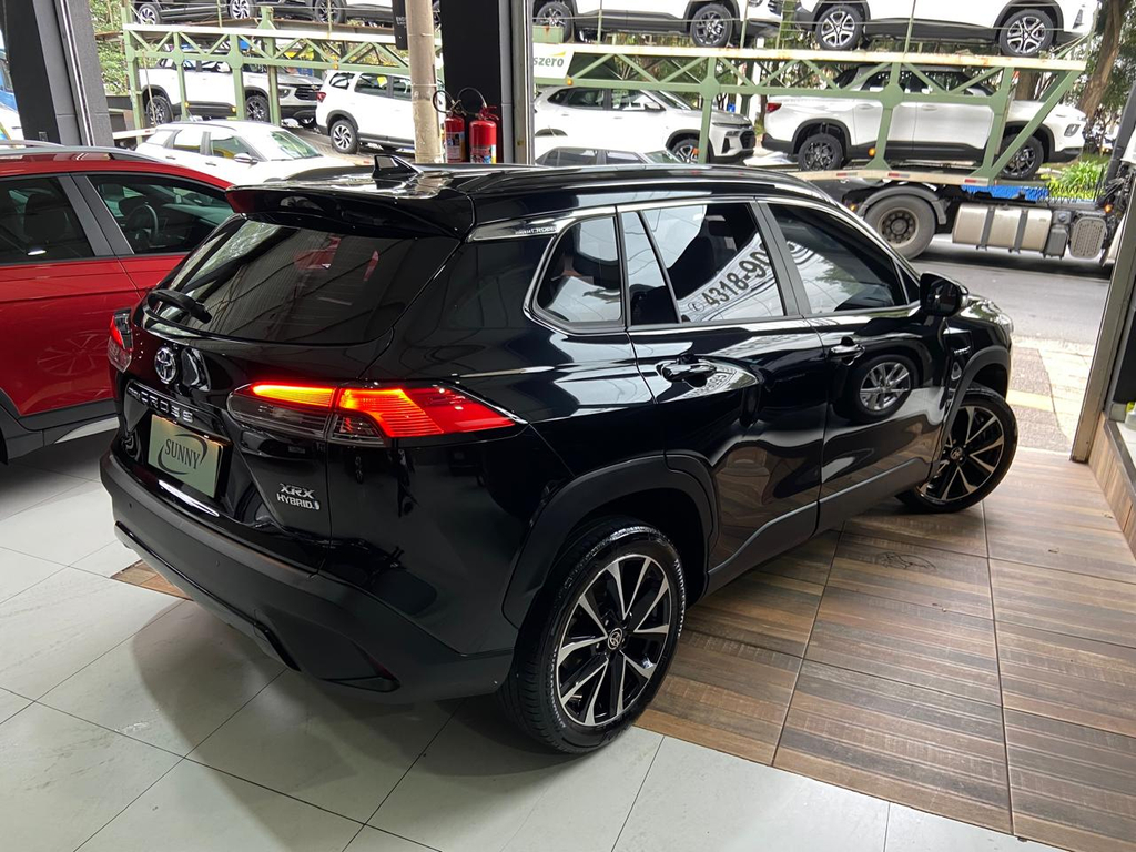 Toyota Corolla Cross Preto