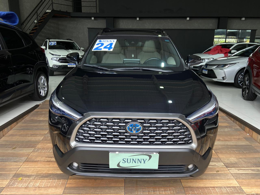 Toyota Corolla Cross Preto