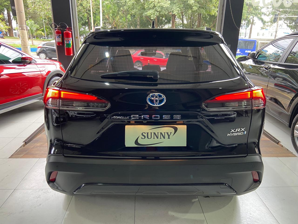 Toyota Corolla Cross Preto