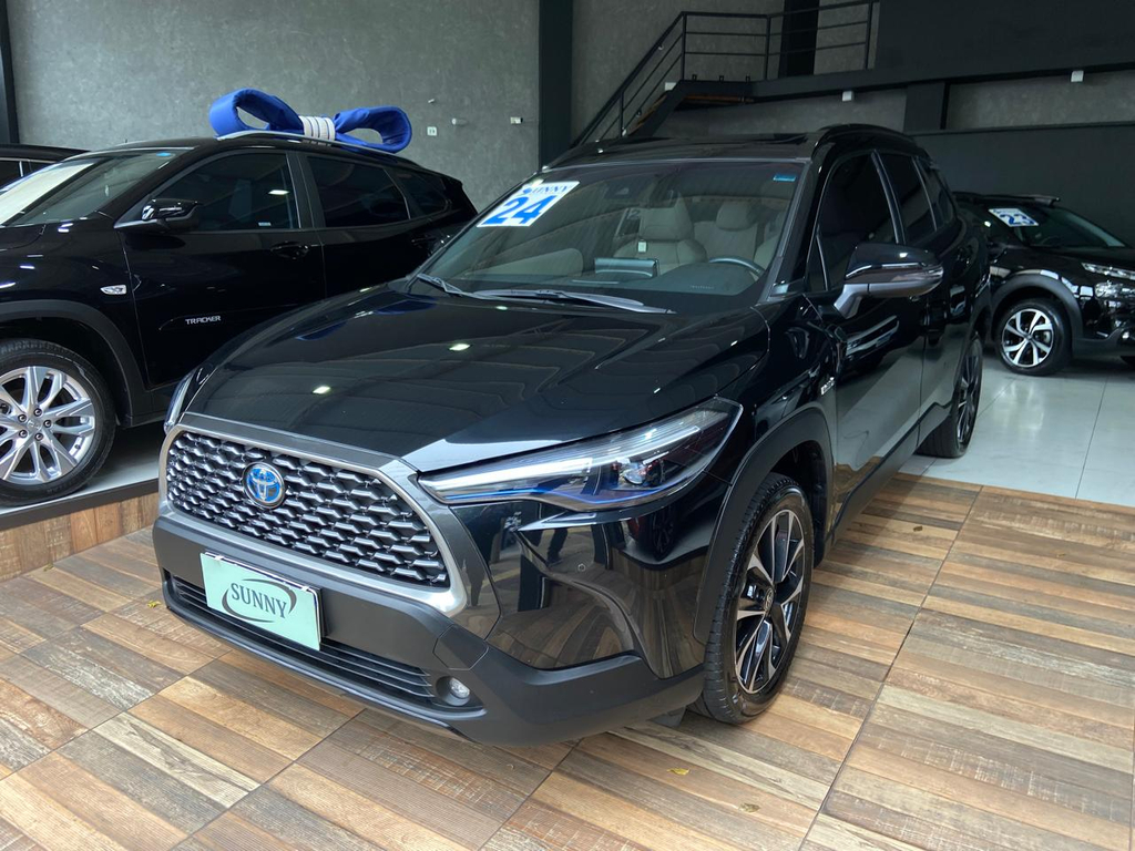 Toyota Corolla Cross Preto