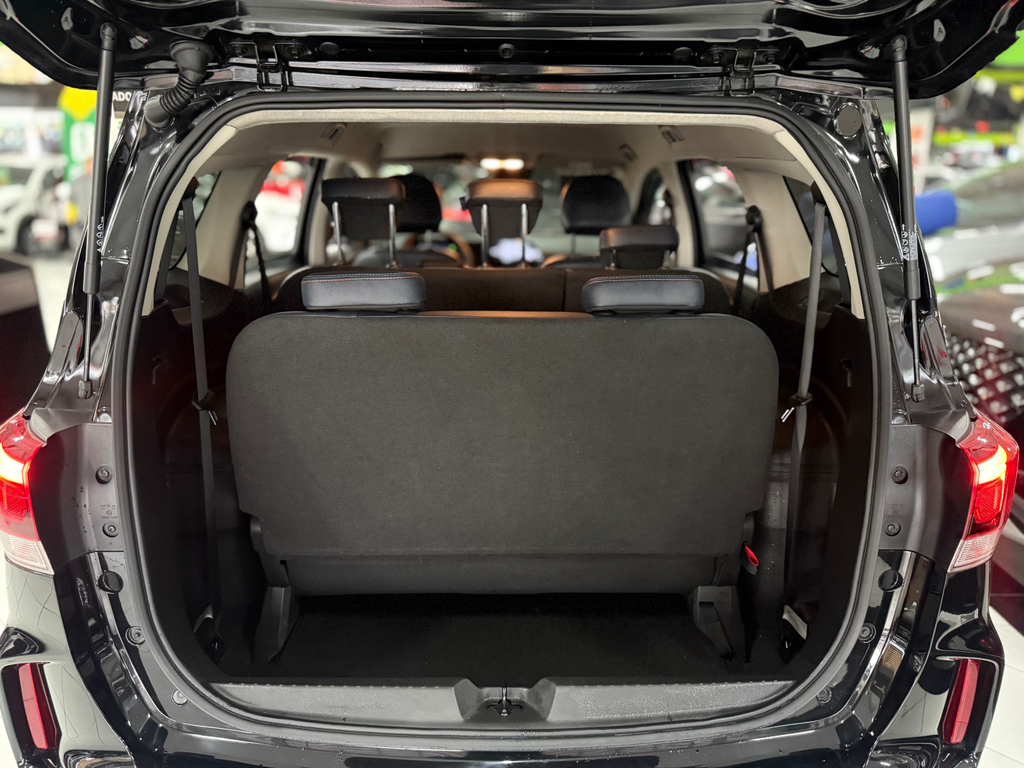 Chevrolet Spin Preto