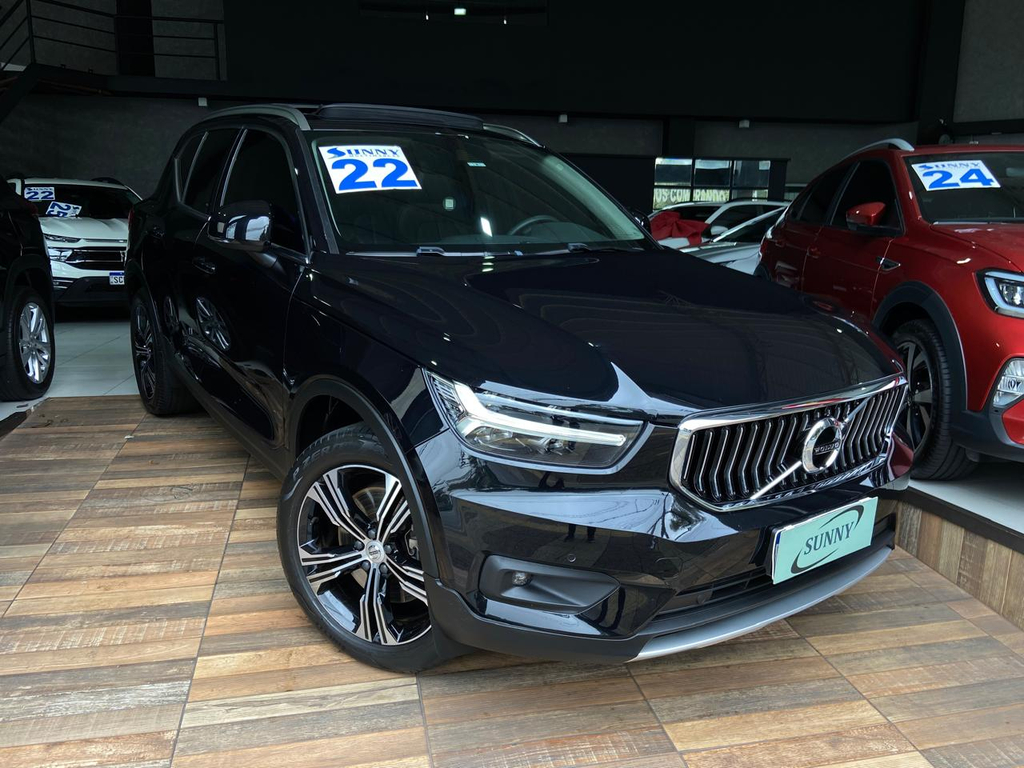 Volvo XC40 Preto