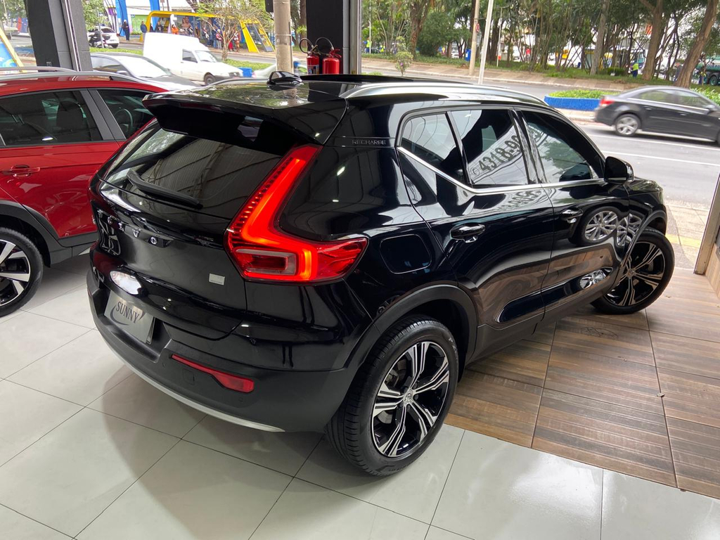 Volvo XC40 Preto