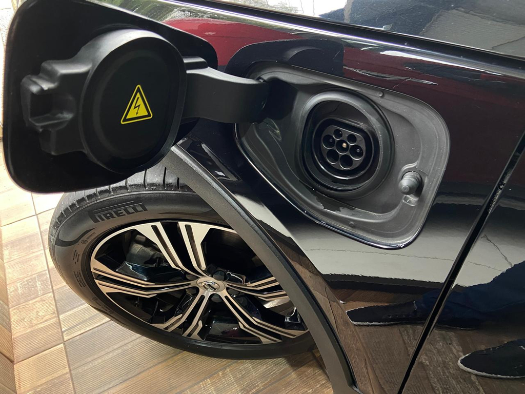 Volvo XC40 Preto