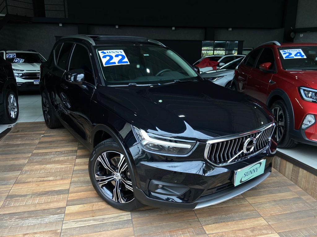Volvo XC40 Preto