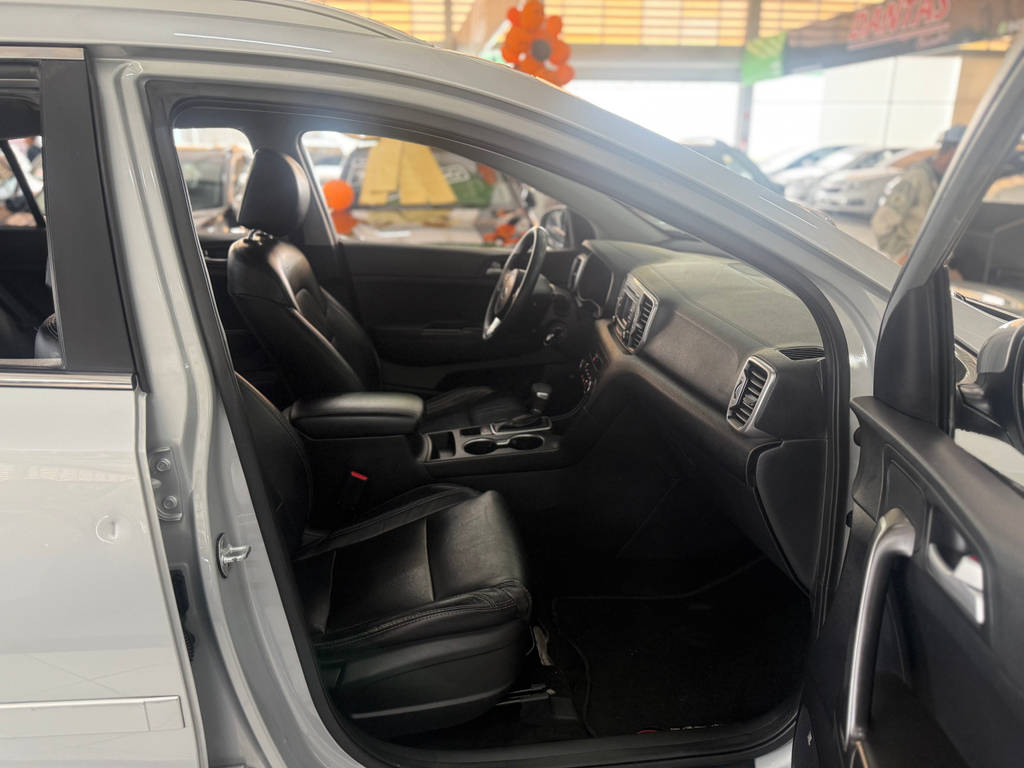 Kia Sportage Prata
