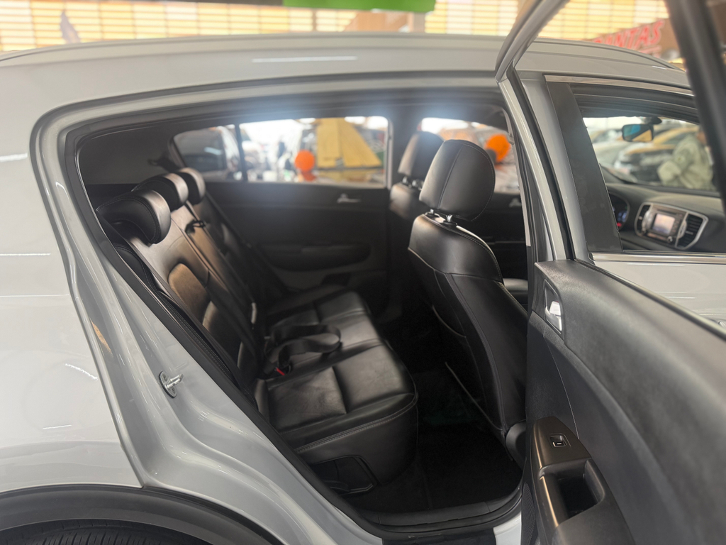 Kia Sportage Prata
