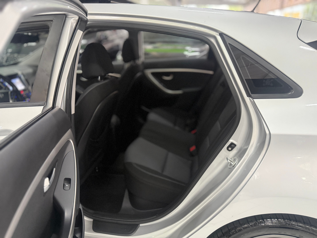 Hyundai i30 Prata