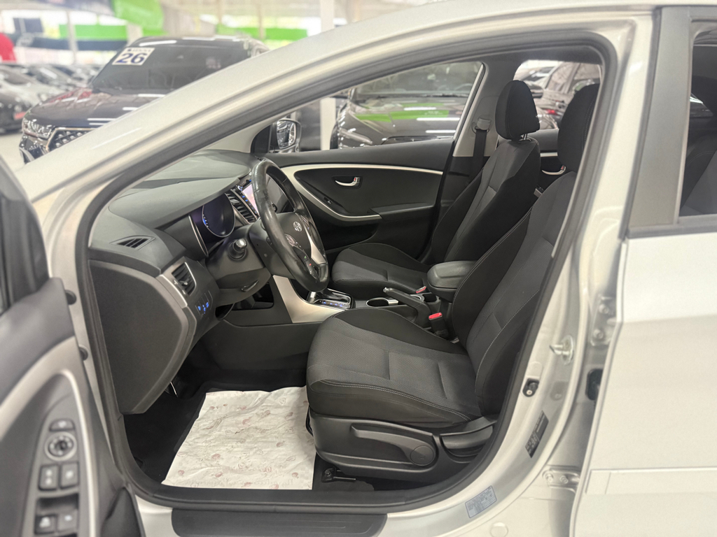 Hyundai i30 Prata