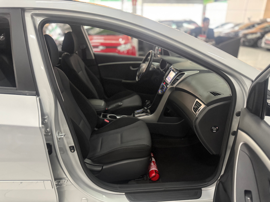 Hyundai i30 Prata