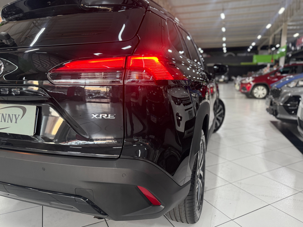 Toyota Corolla Cross Preto