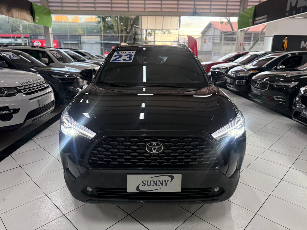 Toyota Corolla Cross Preto