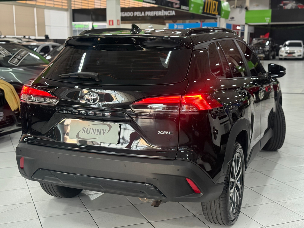 Toyota Corolla Cross Preto