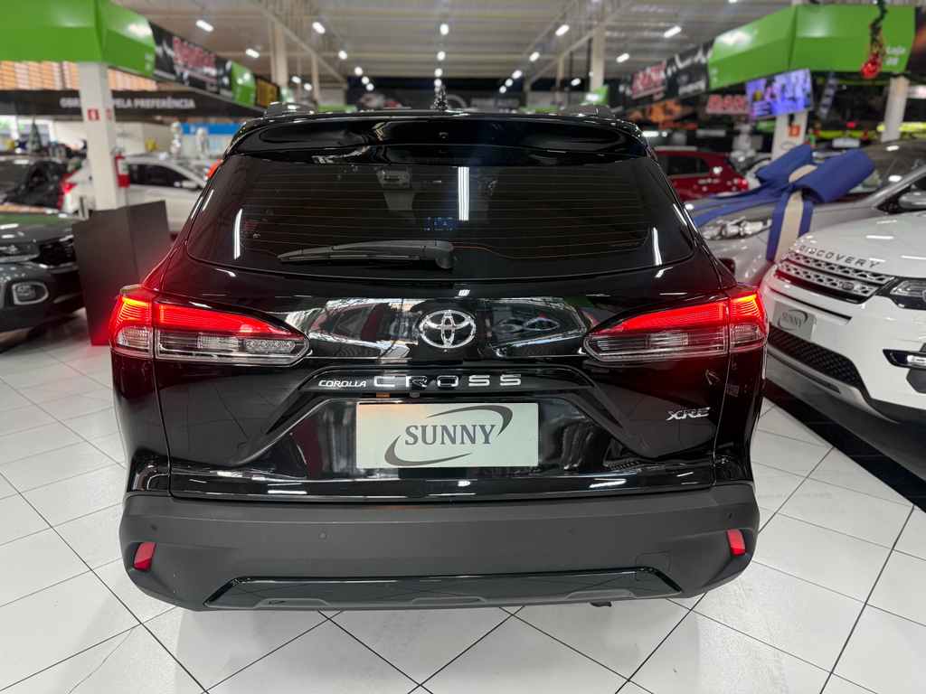 Toyota Corolla Cross Preto