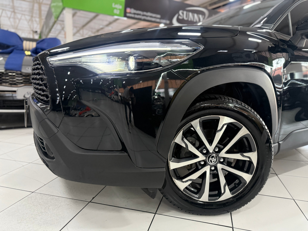 Toyota Corolla Cross Preto