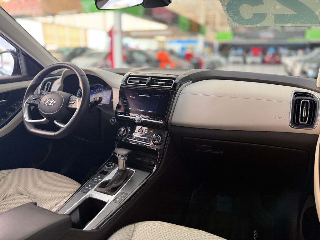 Hyundai Creta Preto