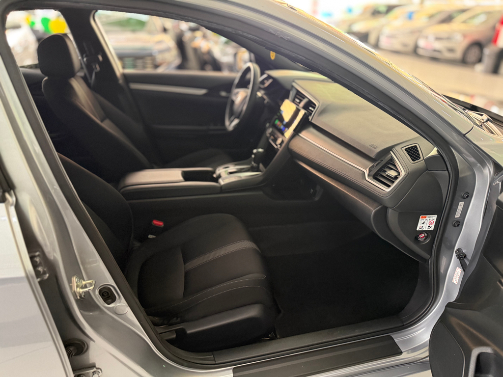 Honda Civic Sedan Prata