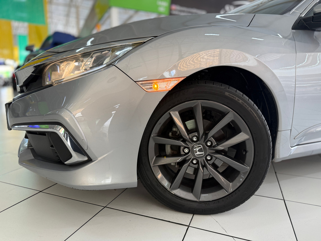Honda Civic Sedan Prata