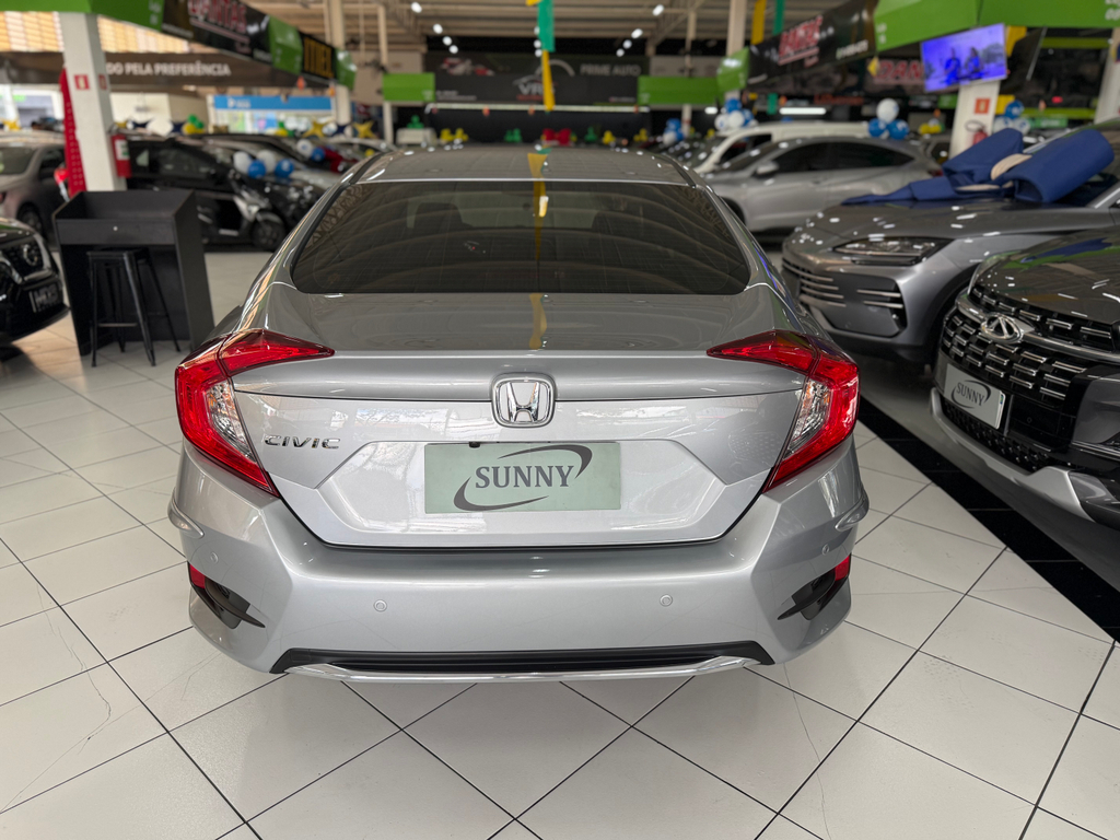 Honda Civic Sedan Prata