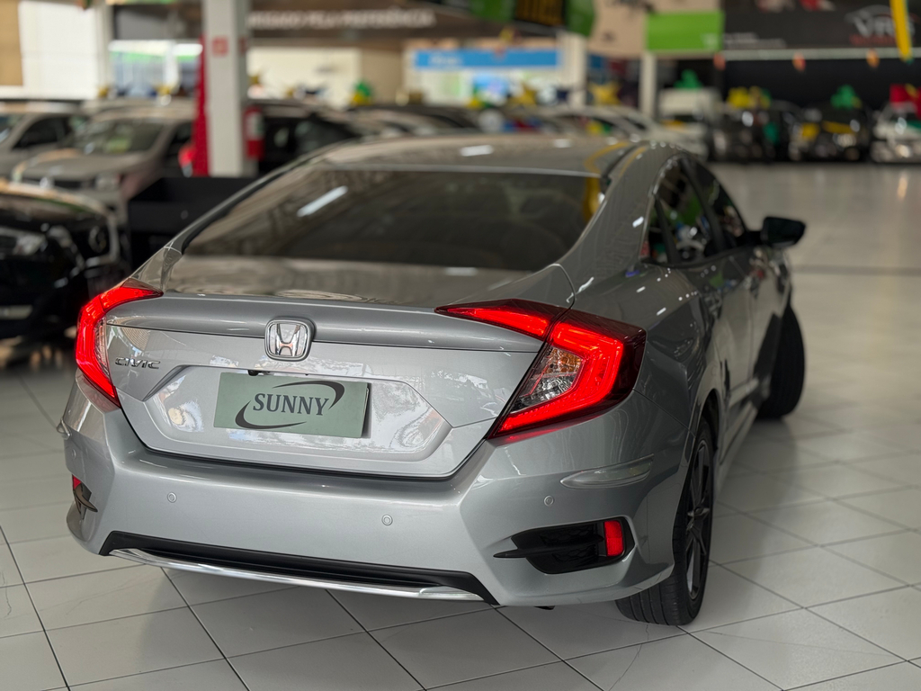 Honda Civic Sedan Prata