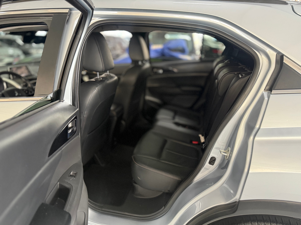 Mitsubishi Eclipse Cross Prata