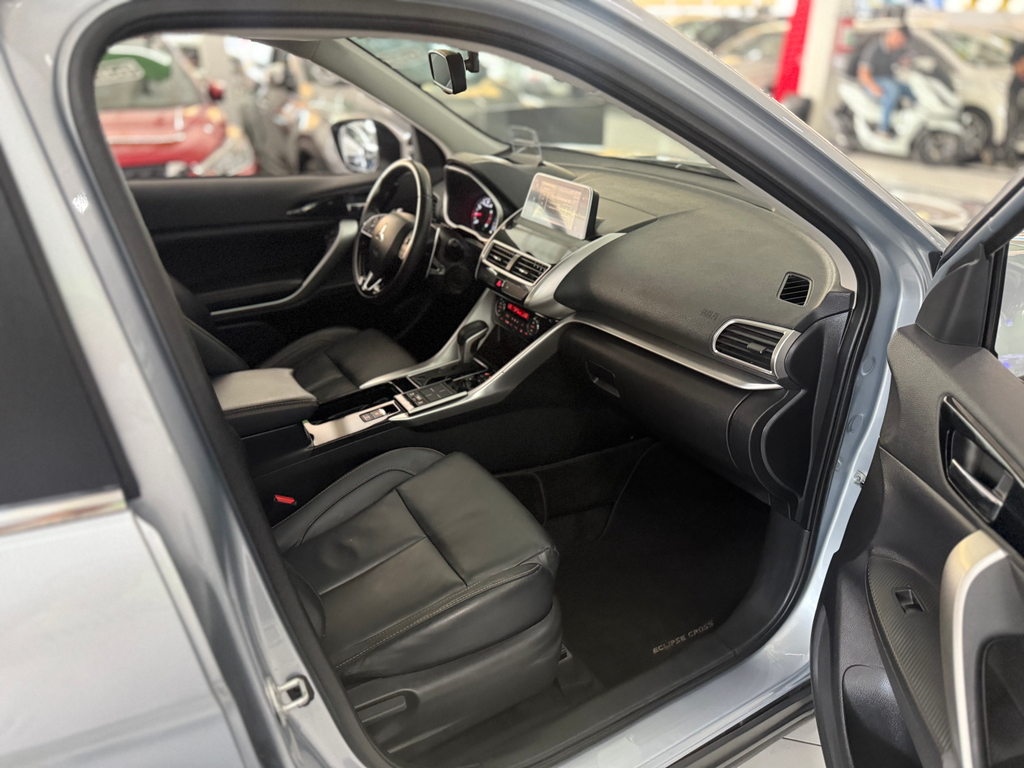 Mitsubishi Eclipse Cross Prata